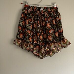 INDIA BOUTIQUE SHORTS